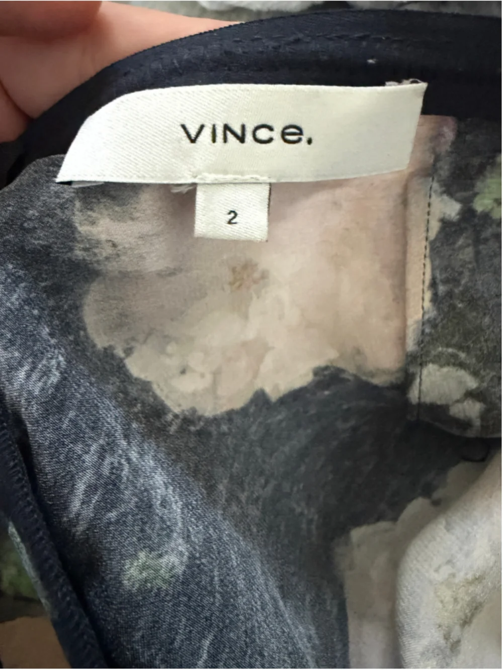 Vince Painted Rose Floral 100% Silk Midi Skirt Black Peach Size 2 NWOT